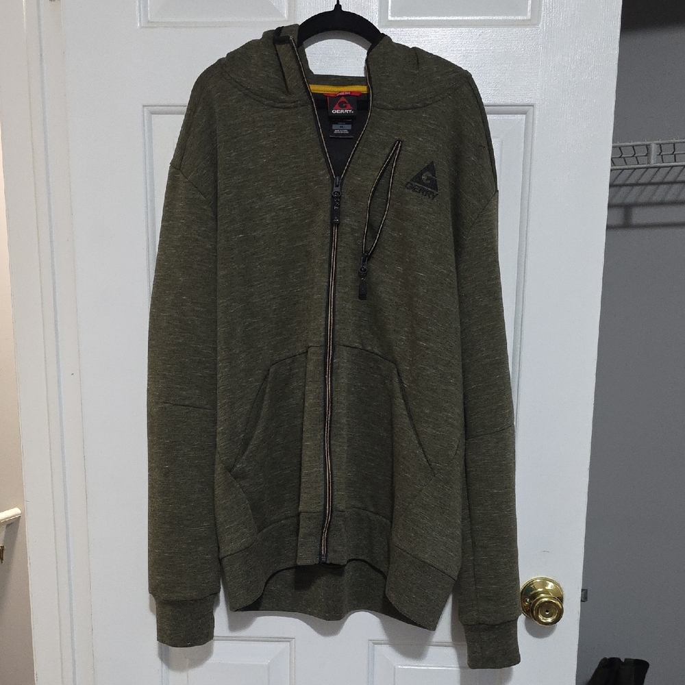 Gerry Men's Green Zip-Up Sweater